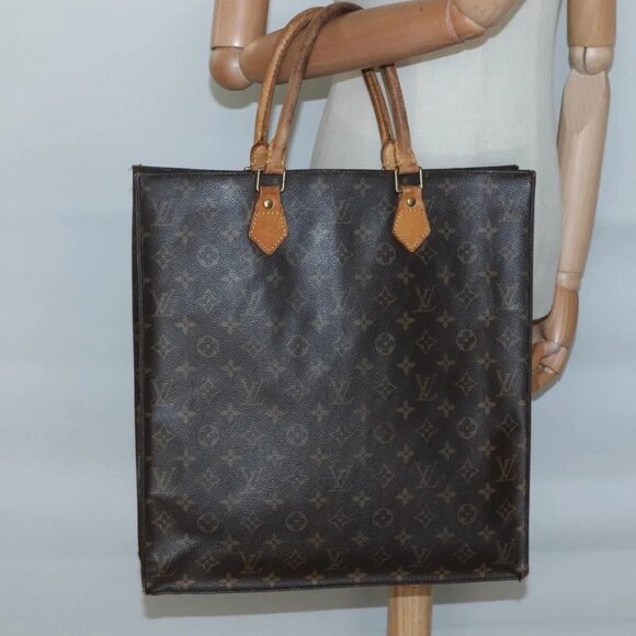 LOUIS VUITTON Monogram Sac Plat Hand Bag - Picture 15 of 16